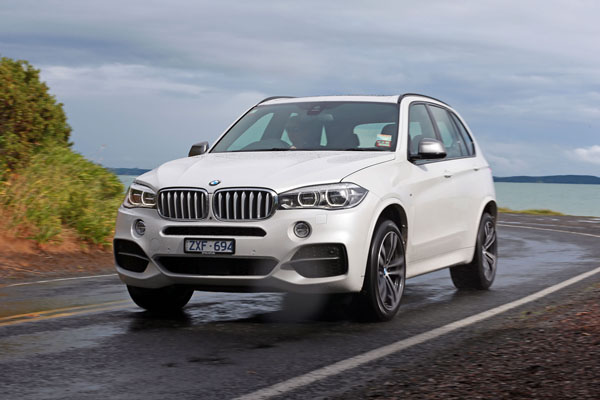 New BMW X5 has a distinctive new frontal appearance