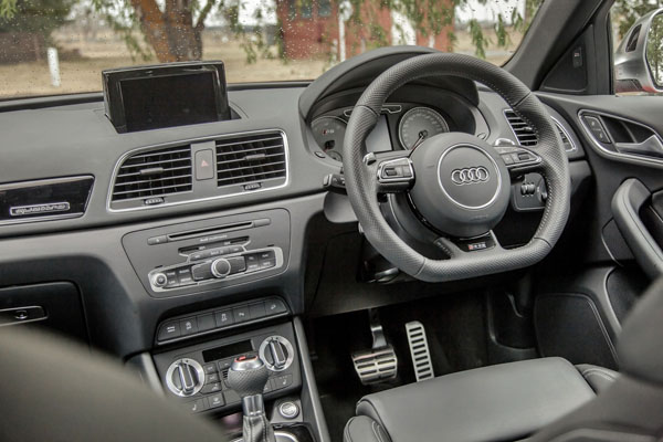 Audi_RS_Q3_interior
