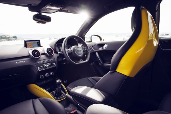 Audi_S1_interior