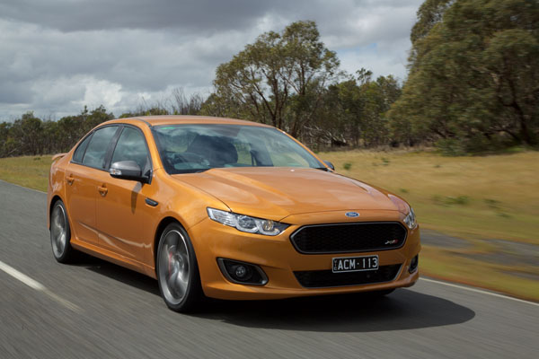 Ford_Falcon_XR8_front