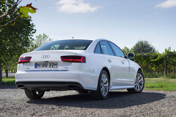 Audi_A6_rear