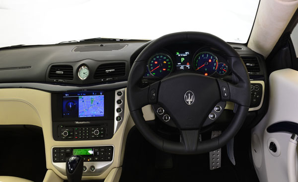 Maserati_Gran_Turismo_interior