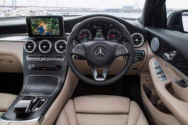 Mercedes-Benz_GLC-Class_interior