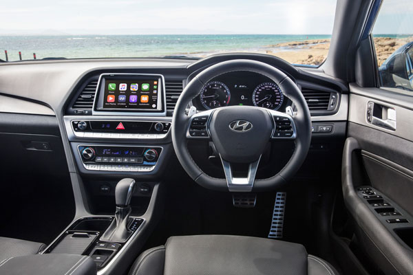 Hyundai_Sonata_interior