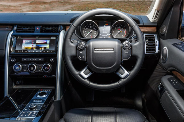 Land_Rover_Discovery_interior