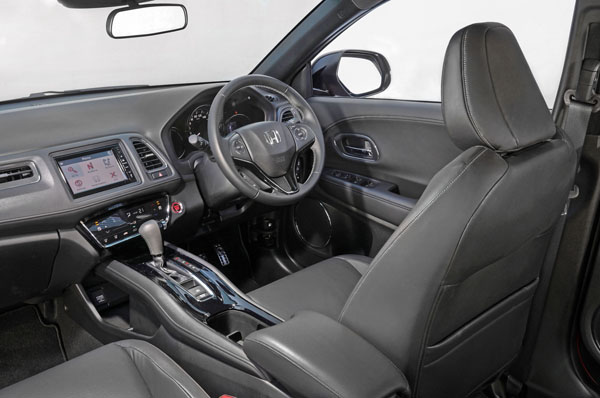 Honda_HR-V_RS_interior