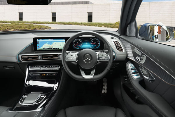 Mercedes-Benz_EQC_interior