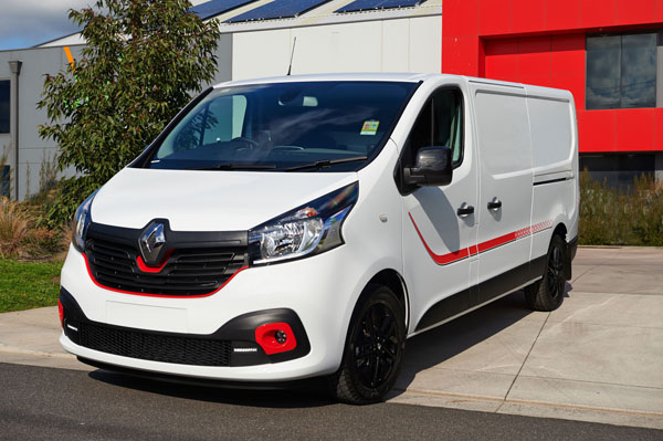 Renault_Trafic_front