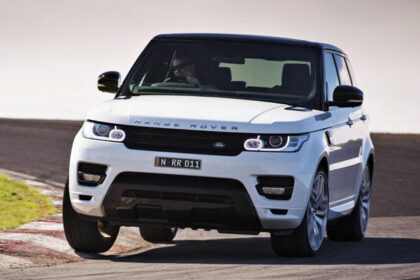 Like a cross between an Evoque and a full-sized Range Rover the all-new Range Rover Sport looks just right