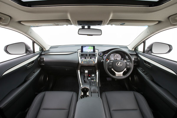 2014 Lexus NX 300h Luxury with enhancement pack