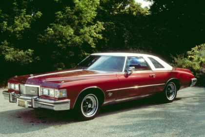 1975 Buick Riviera Coupe