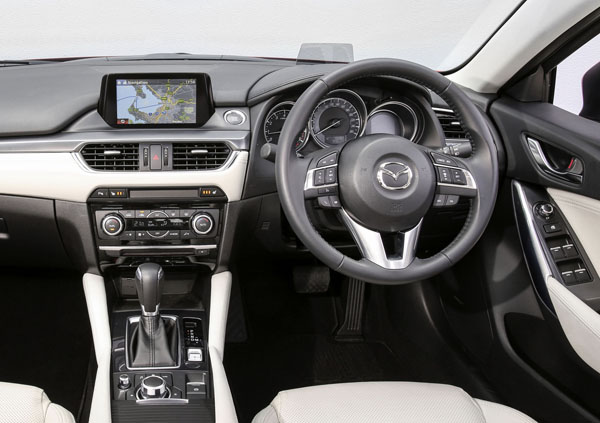 Mazda6_interior