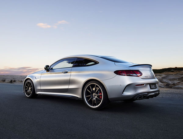 Mercedes-AMG_C43_coupe_rear
