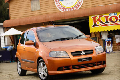 2005 Holden Barina