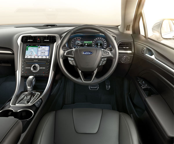 Ford_Mondeo_interior