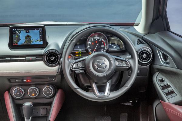 Mazda_CX-3_interior