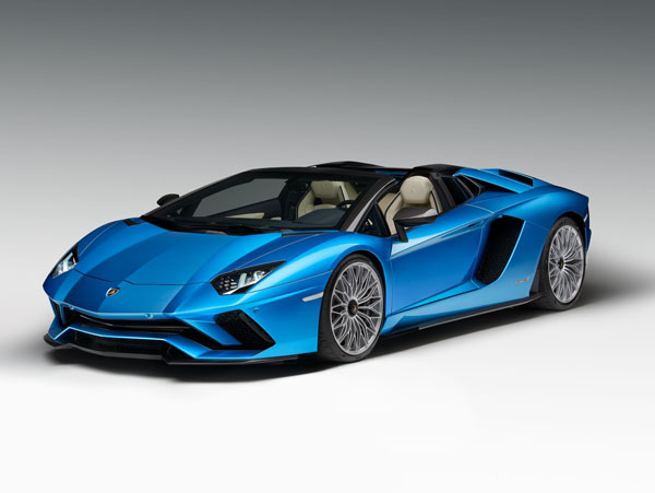 Lamborghini_Aventador_front