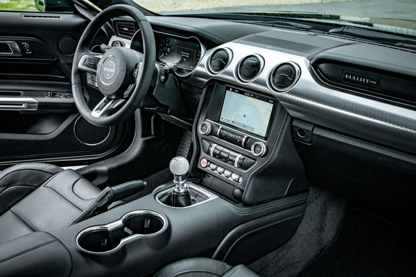 Ford_Mustang_interior