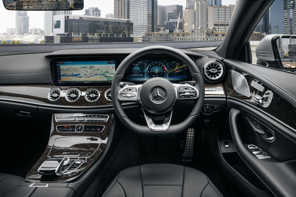 Mercedes-Benz_CLS_interior