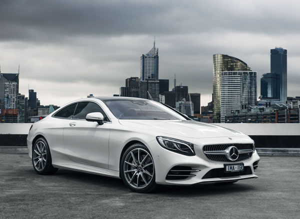 Mercedes-Benz_S560_Coupe_front