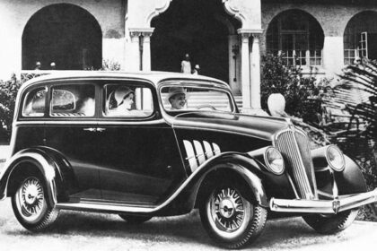 1933 Willys Overland 77