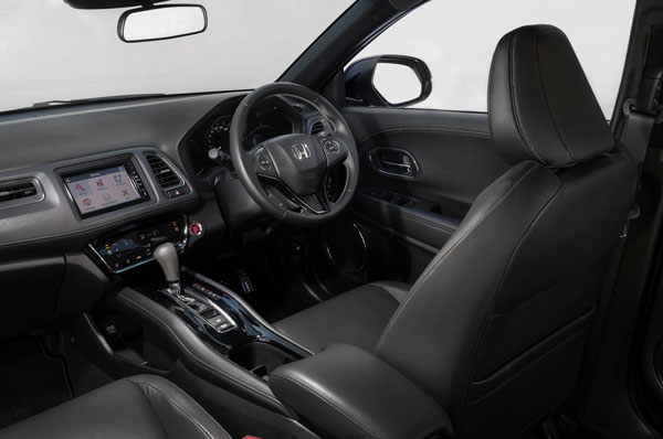 Honda_HR-V_RS_interior