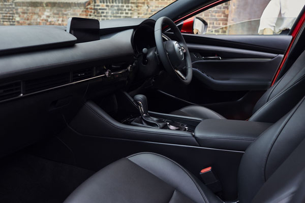 Mazda3_sedan_interior
