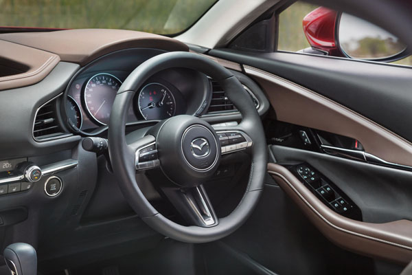 Mazda_CX-30_interior
